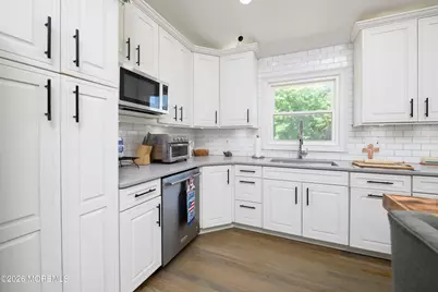 19 Kelvin Avenue, Leonardo, NJ 07737 - Photo 13