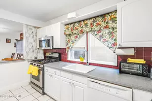 1914 Rutherford Ave, Neptune Township, NJ 07753 - Photo 15
