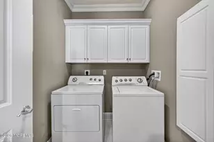 432 Ocean Blvd N, Long Branch, NJ 07740 - Photo 35