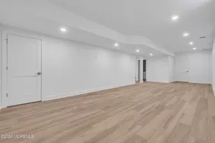1 Barrington Ct, Holmdel, NJ 07733 - Photo 31
