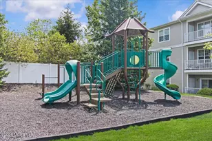 136 Mill Pond Wy, Eatontown, NJ 07724 - Photo 29
