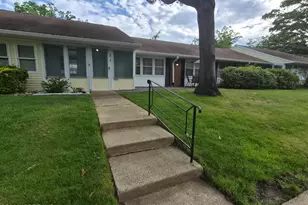 151B Buckingham Dr, Lakewood, NJ 08701 - Photo 3