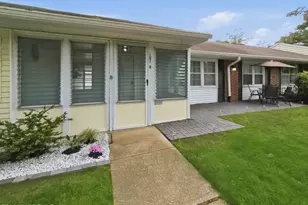 151B Buckingham Dr, Lakewood, NJ 08701 - Photo 1