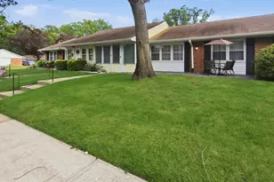 151B Buckingham Dr, Lakewood, NJ 08701 - Photo 3