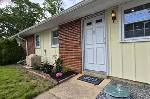 151B Buckingham Dr, Lakewood, NJ 08701 - Photo 5