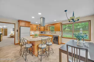70 Line Rd, Holmdel, NJ 07733 - Photo 11