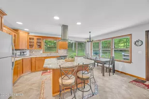 70 Line Rd, Holmdel, NJ 07733 - Photo 9