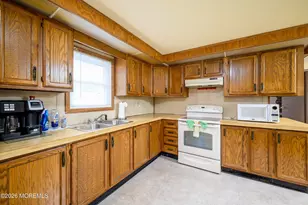 407 Sinclair Ave, Lanoka Harbor, NJ 08734 - Photo 5
