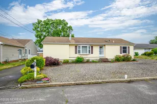 407 Sinclair Ave, Lanoka Harbor, NJ 08734 - Photo 3