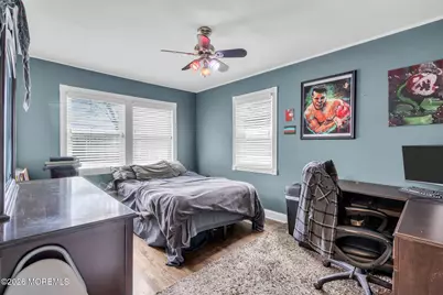 507 Thompson Place, Middletown, NJ 07748 - Photo 17