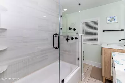 76 Morris Avenue, Belford, NJ 07718 - Photo 17