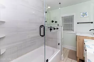 76 Morris Ave, Belford, NJ 07718 - Photo 17