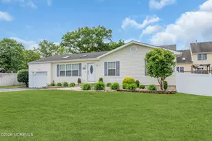 1424 Madison Ave, Toms River Township, NJ 08757 - Photo 3