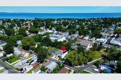 8 Lincoln Court, Keansburg, NJ 07734 - Photo 1