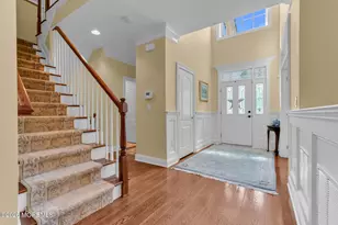 20 Aspen Ln, Tinton Falls, NJ 07724 - Photo 3