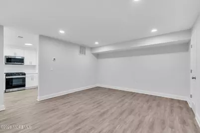 386 Hampton Place, Morganville, NJ 07751 - Photo 7