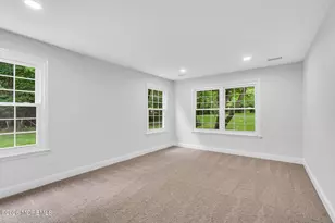 386 Hampton Pl, Morganville, NJ 07751 - Photo 15