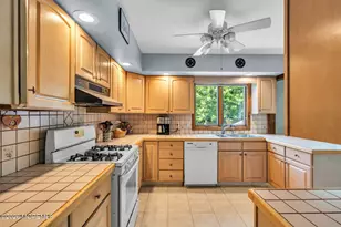 26 Allen Dr, Allentown, NJ 08501 - Photo 9