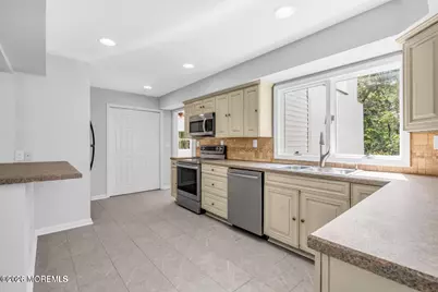 830 Brookside Drive, Toms River Township, NJ 08753 - Photo 7