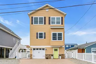 210 Longview Dr, Bayville, NJ 08721 - Photo 1