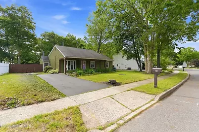 26 Ravenwood Boulevard, Barnegat, NJ 08005 - Photo 3