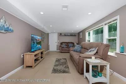 14 Arno Street, Oakhurst, NJ 07755 - Photo 19
