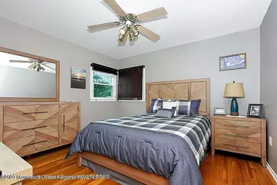14 Arno Street, Oakhurst, NJ 07755 - Photo 25
