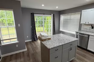 71 Skyline Dr, Lakewood, NJ 08701 - Photo 17