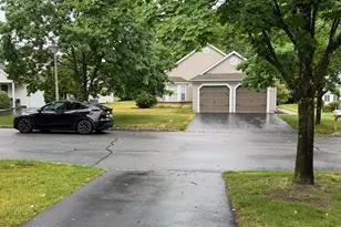 71 Skyline Dr, Lakewood, NJ 08701 - Photo 3