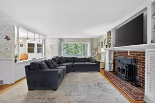 14 Cooper Run Dr, Cherry Hill, NJ 08003 - Photo 9