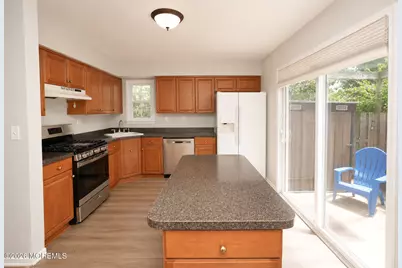 44 Alameda Court, Eatontown, NJ 07724 - Photo 15