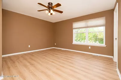 44 Alameda Court, Eatontown, NJ 07724 - Photo 25