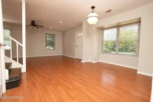 44 Alameda Ct, Eatontown, NJ 07724 - Photo 7