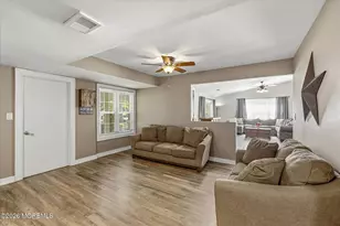 22 Ethan Allen Rd, Freehold, NJ 07728 - Photo 17