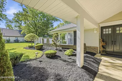 22 Ethan Allen Road, Freehold, NJ 07728 - Photo 3