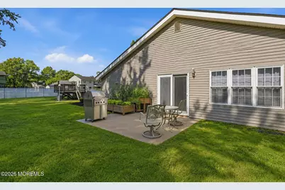 22 Ethan Allen Road, Freehold, NJ 07728 - Photo 15
