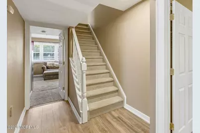22 Ethan Allen Road, Freehold, NJ 07728 - Photo 15