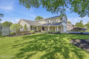 22 Ethan Allen Rd, Freehold, NJ 07728 - Photo 1