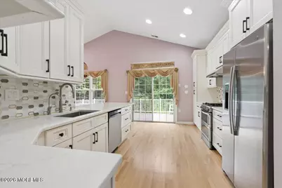 1 Gainsborough Court, Manalapan Township, NJ 07726 - Photo 3