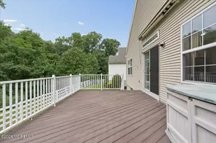 1 Gainsborough Ct, Manalapan Township, NJ 07726 - Photo 7