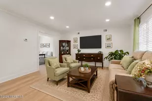 40 Icemeadow Ln, Aberdeen Township, NJ 07747 - Photo 7