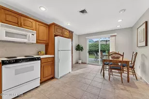 117 Idolstone Ln, Matawan, NJ 07747 - Photo 17