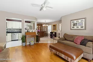 204 Larkspur Ln, Jackson, NJ 08527 - Photo 3