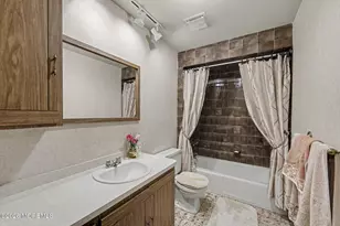 68 Yellow Brick Rd, Wayne, NJ 07470 - Photo 13