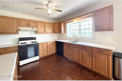 11 Rocky Hill Road, Manahawkin, NJ 08050 - Photo 9