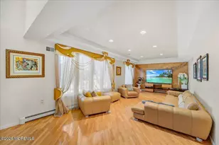 5 Cherry Point Ct, Morganville, NJ 07751 - Photo 13