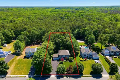 618 Winterberry Boulevard, Jackson, NJ 08527 - Photo 3