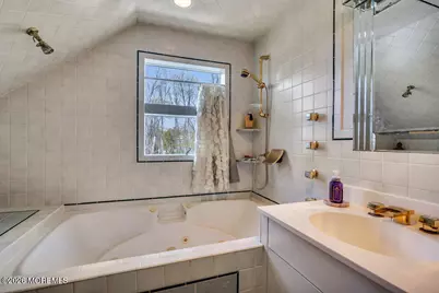 261 State Route 34, Colts Neck Township, NJ 07722 - Photo 9