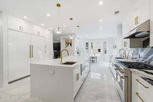17 Georgetown Rd, Eatontown, NJ 07724 - Photo 13