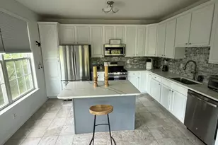 605 St Andrews Pl, Manalapan Township, NJ 07726 - Photo 15